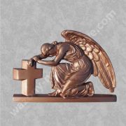 „Anioł klęczący” (płaskorzeźba)